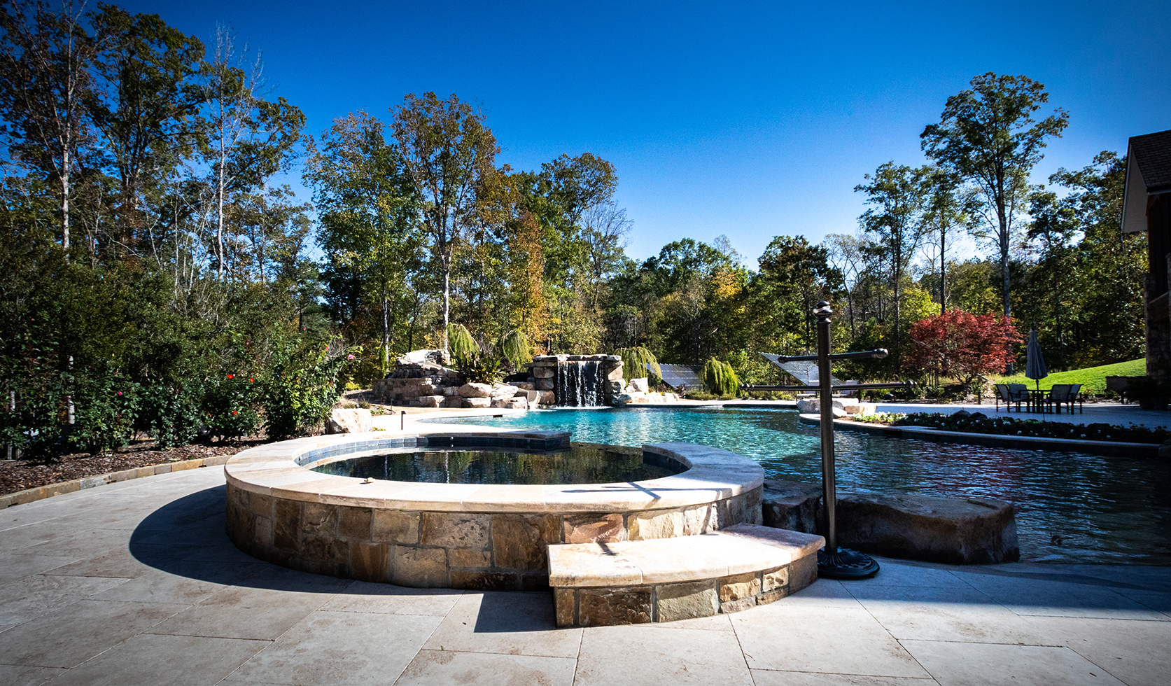 Pool with Beach Entry